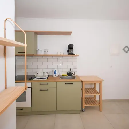 Elia Apartment